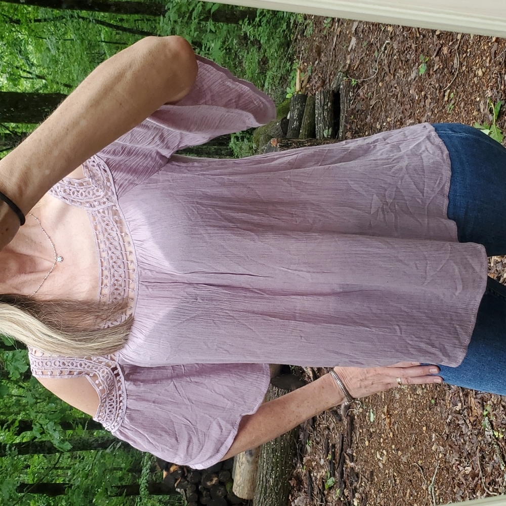 EUC Cold Shoulder Top